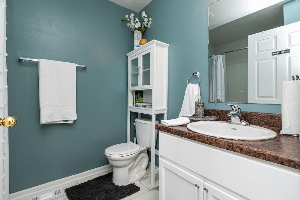 Family Friendly Home Close To Airport And Downtown Des Moines Dış mekan fotoğraf
